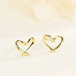   Simple minimalist heart earrings for women, sweet and fashionable everyday accessories