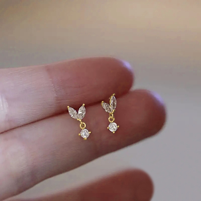  Simple French leaf earrings, small and exquisite water drop leaf bud earrings, niche design, sweet earrings