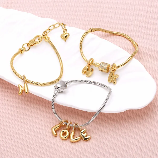 AS jewelry 26 letters pendant bracelet female gold-plated love hand jewelry bracelet brc19