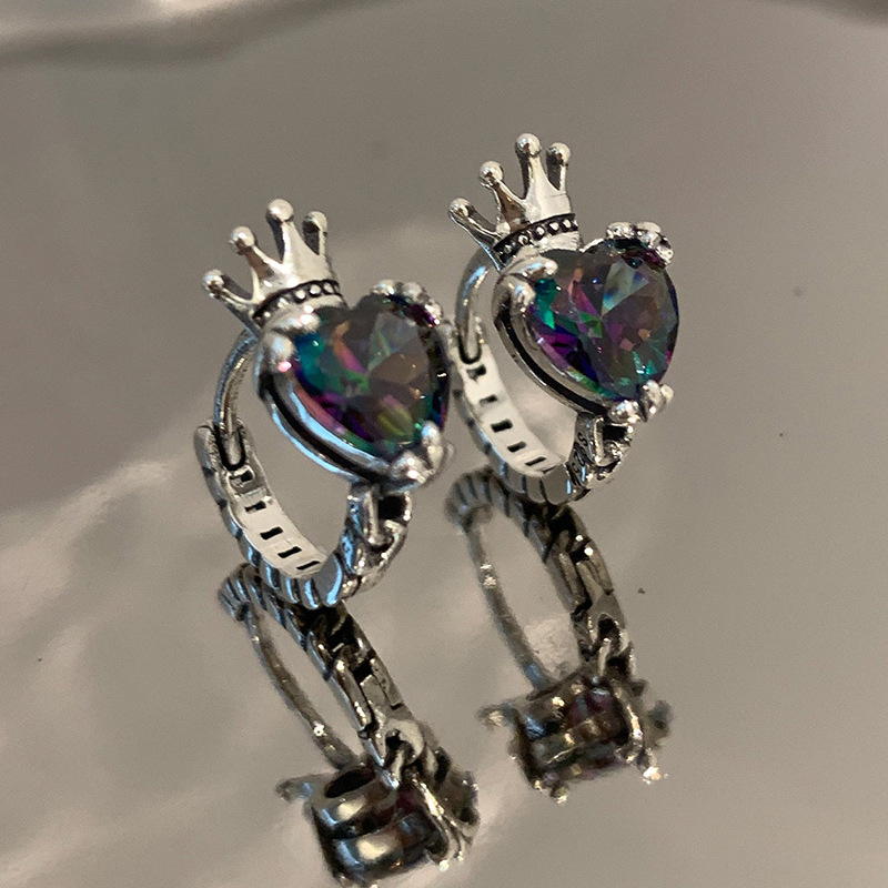 Unique design retro crown colorful earrings heart-shaped light luxury high-end ear clip royal female earrings