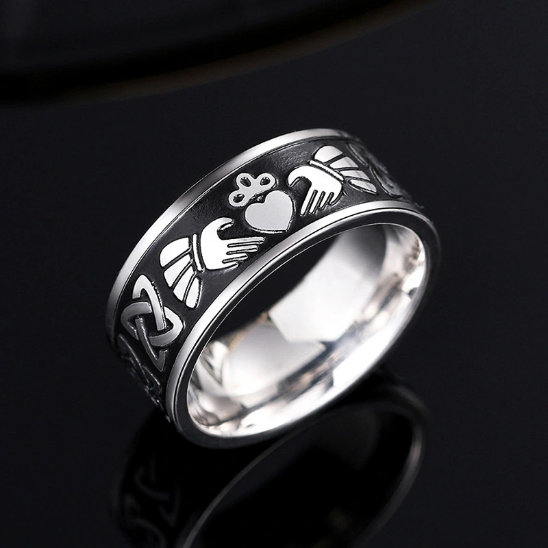   Live stainless steel ring unisex punk fashion jewelry love crown Asian jewelry