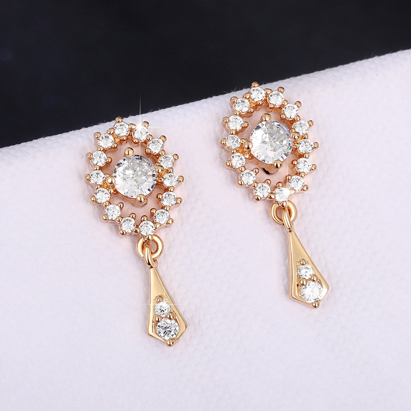 Autumn and winter new French niche earrings temperament gentle wind tassel zircon earrings niche high-end earrings