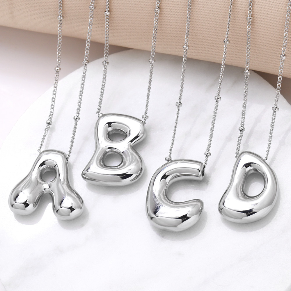 Hot sale in Europe and America 26 English letters pendant necklace all-match hip-hop gold-plated smooth clavicle chain nkq63