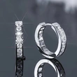 New women's hoop earrings with geometric diamonds, elegant and fashionable earrings for daily wear