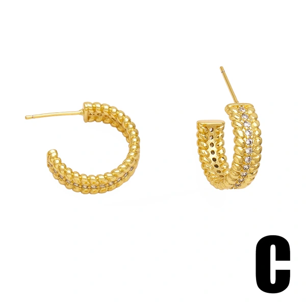 European and American fashion love love pendant earrings female personality creative C-shaped gold-plated earrings earrings erw38