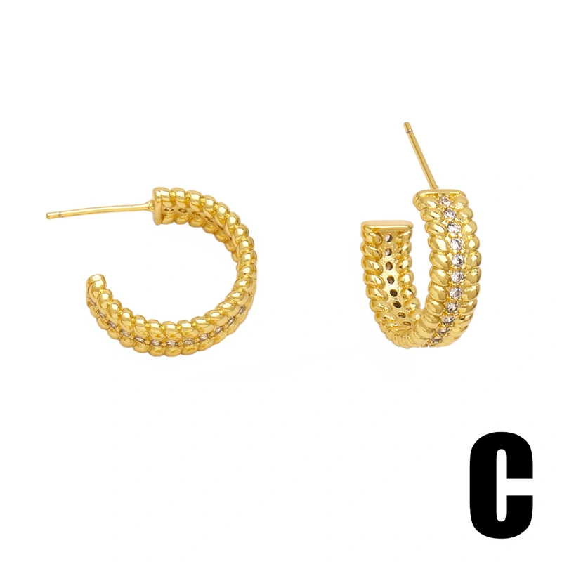 European and American fashion love love pendant earrings female personality creative C-shaped gold-plated earrings earrings erw38