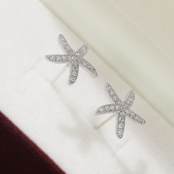   Hot selling starfish diamond earrings European and American creative five-pointed star full diamond zircon earrings ear jewelry