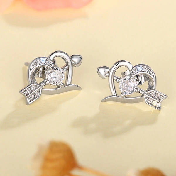  Cupid heart design earrings for women, fashionable and individual hot girl earrings, European and Korean trendy earrings
