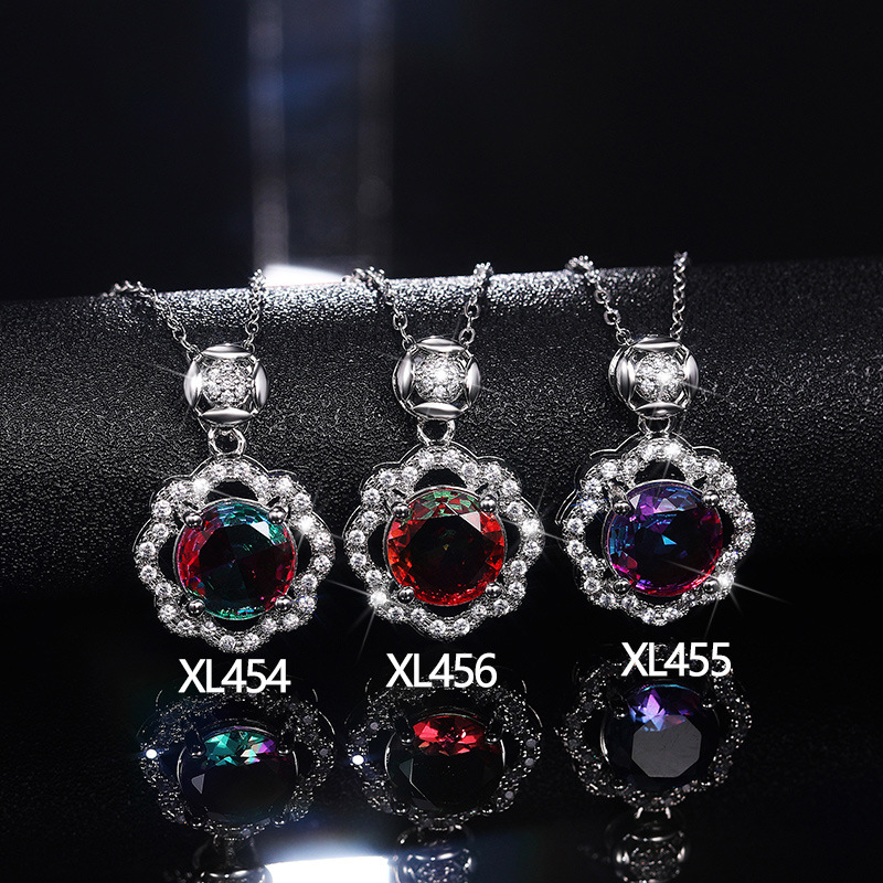 Ruili magazine jewelry fashion colored gem flower pendant necklace for women simple light luxury style necklace