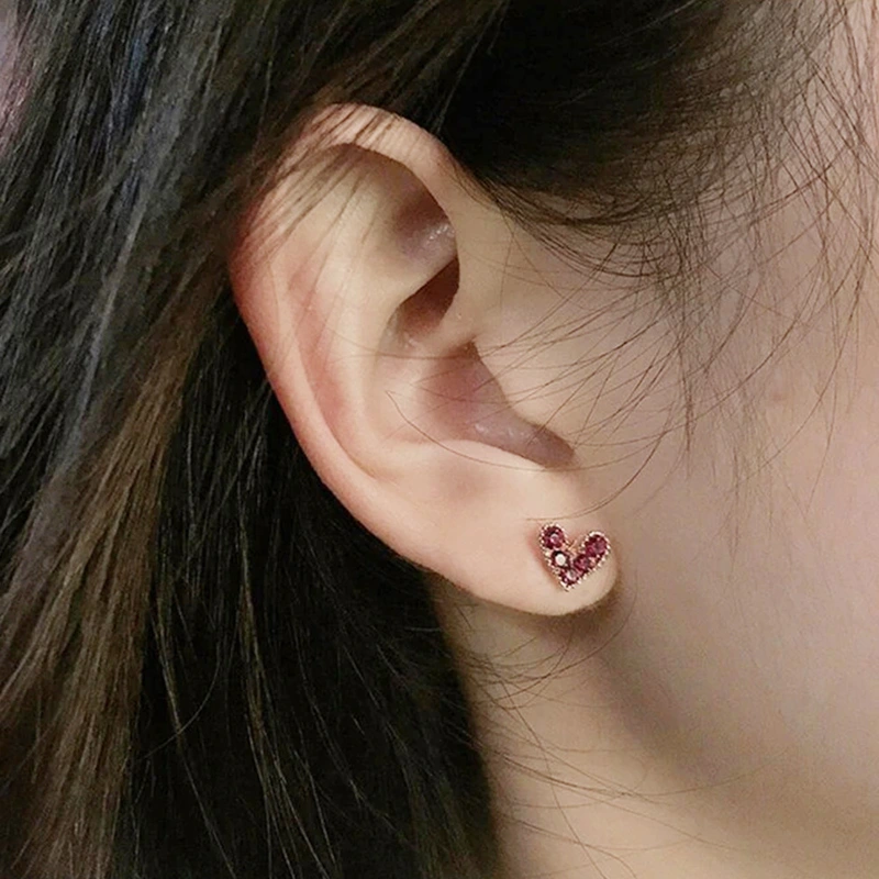 Heart-shaped earrings, mini ear bone studs for women, free to take off when sleeping, versatile and suitable for short hair, small earrings for women, wholesale