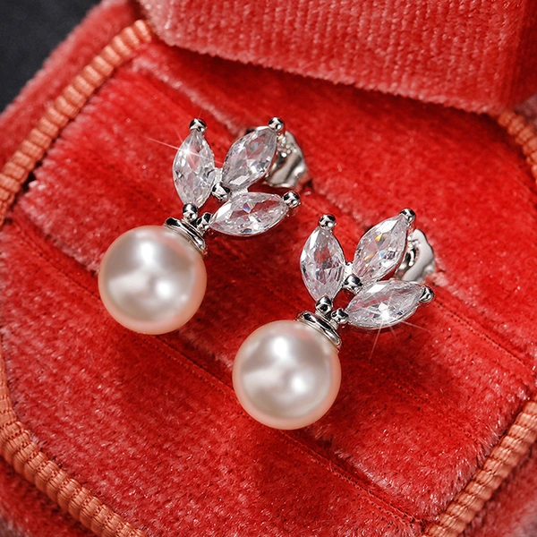 Korean exquisite horse eye-shaped earrings copper inlaid zircon imitation pearl earrings for women super shiny elegant women's earrings