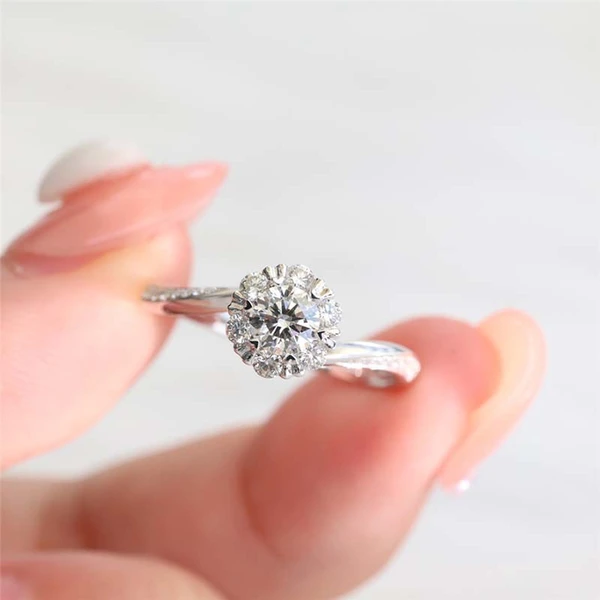  Japanese and Korean new bouquet proposal simulation diamond ring swing arm design high-end ring temperament versatile ring