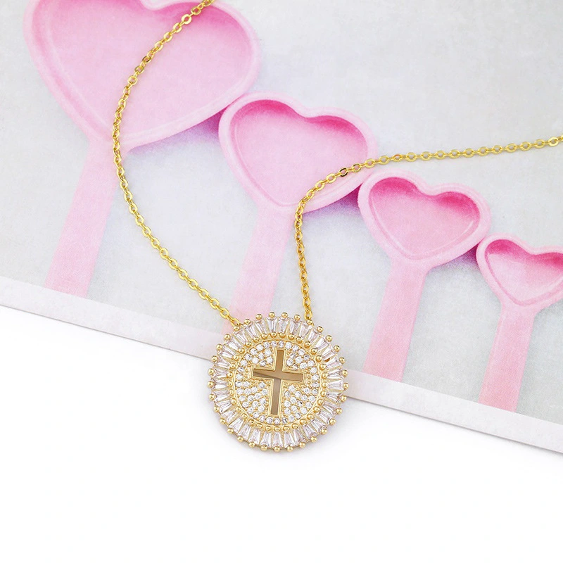 New accessories women's copper inlaid diamond hollow round necklace exquisite shiny zircon couple necklace
