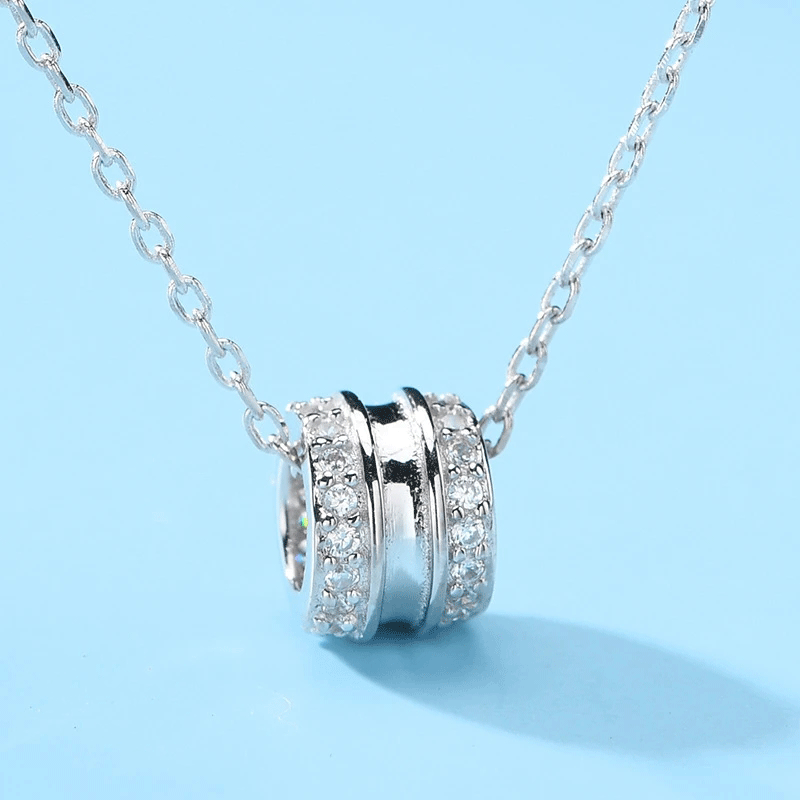 Xiaohongshu popular jewelry, light luxury, high-end small waist necklace for women, exquisite clavicle sweater chain