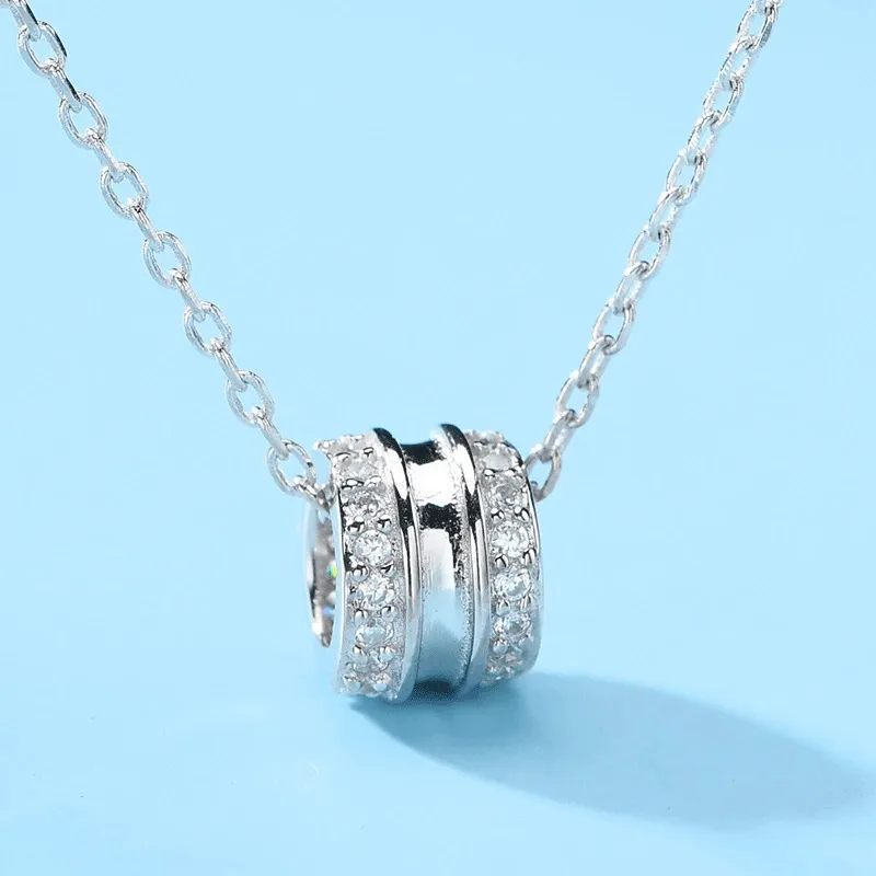 Xiaohongshu popular jewelry, light luxury, high-end small waist necklace for women, exquisite clavicle sweater chain