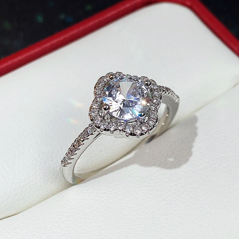 Fashion OL new Valentine's Day gift exquisite four-leaf clover flower jewelry set e-commerce supply