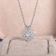  European and Korean creative star snowflake necklace for women, shiny design, exquisite jewelry, internet celebrity style jewelry