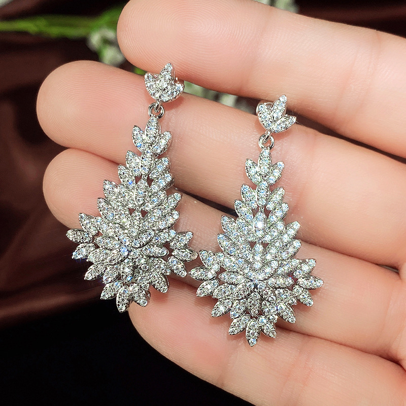 High-end heavy-duty wedding accessories European and American bride fashion evening niche earrings luxury full diamond earrings