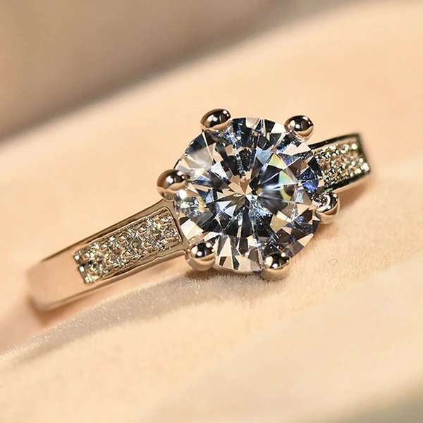  Micro-inlaid couple wedding proposal wedding ring European and American style royal classic imitation diamond ring fashionable six-claw ring