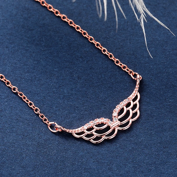  New European and American style exquisite feather wing pendant necklace for women Xiaohongshu recommended hot selling model