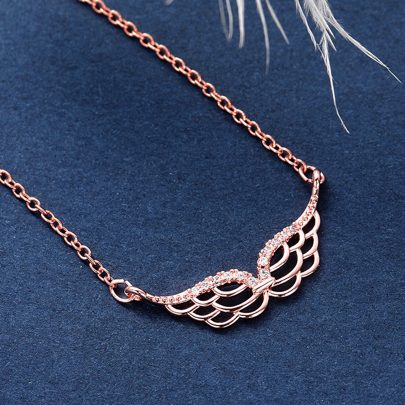  New European and American style exquisite feather wing pendant necklace for women Xiaohongshu recommended hot selling model