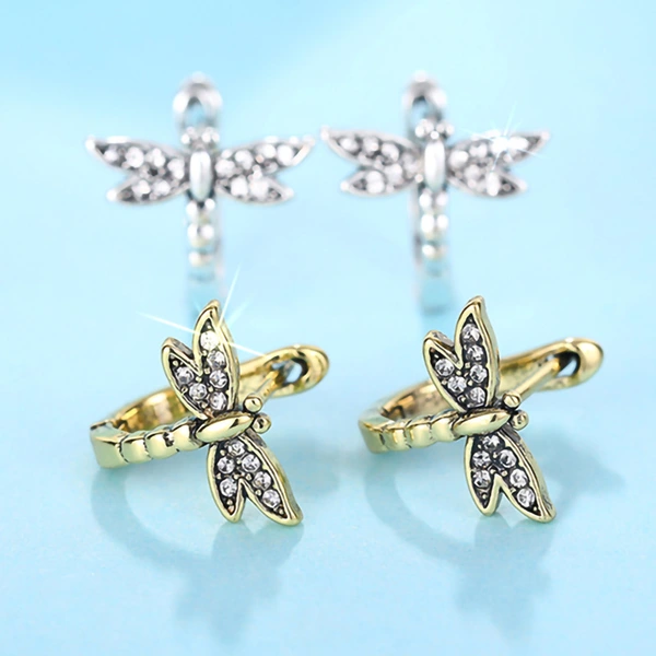 Dragonfly animal earrings for women, small and cute earrings for daily wear, trendy and popular European and Korean fashion earrings