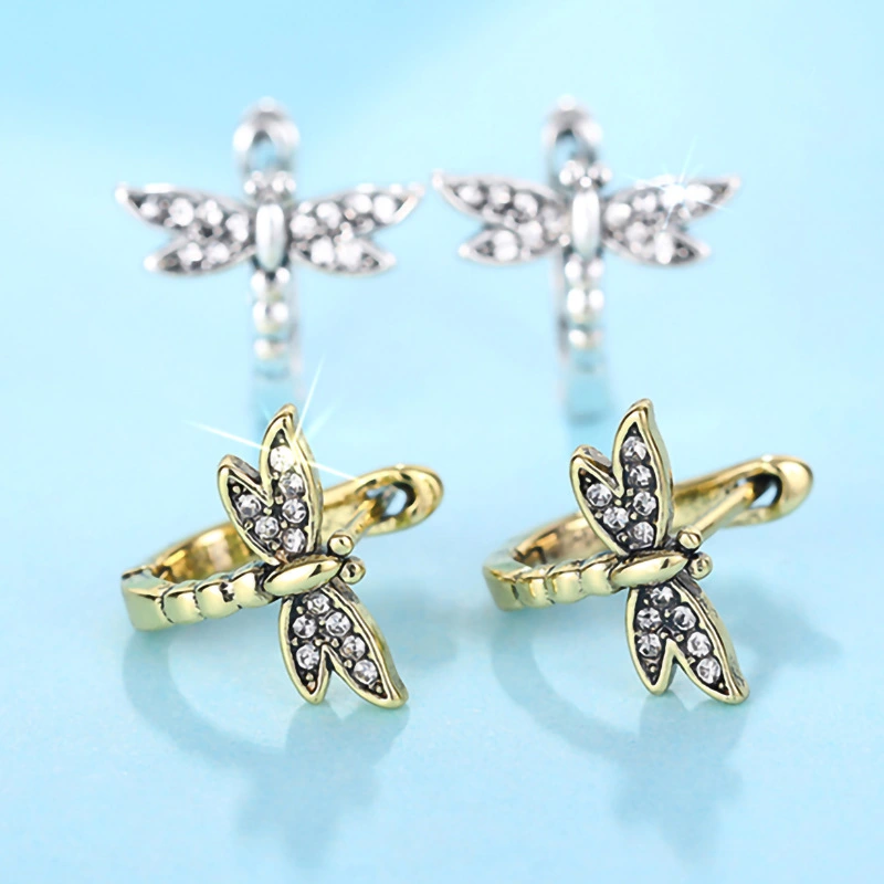 Dragonfly animal earrings for women, small and cute earrings for daily wear, trendy and popular European and Korean fashion earrings