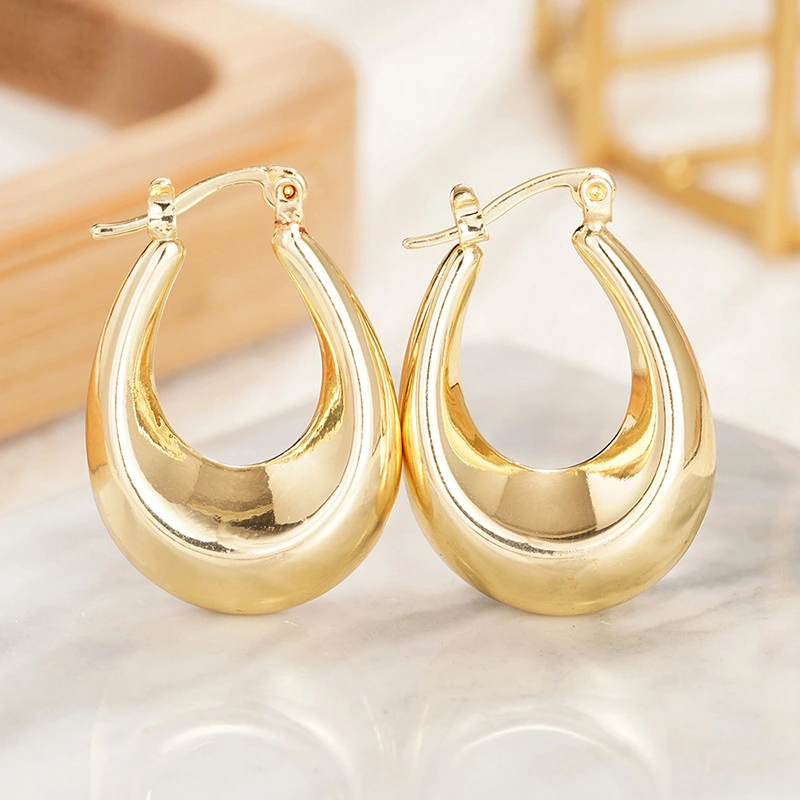 Geometric design earrings with triangular design, Middle Eastern style jewelry factory direct sales, French style