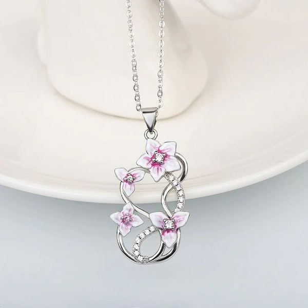 Dielianhua fresh and versatile necklace, noble peach and plum blossom pendant, flower series popular cute necklace