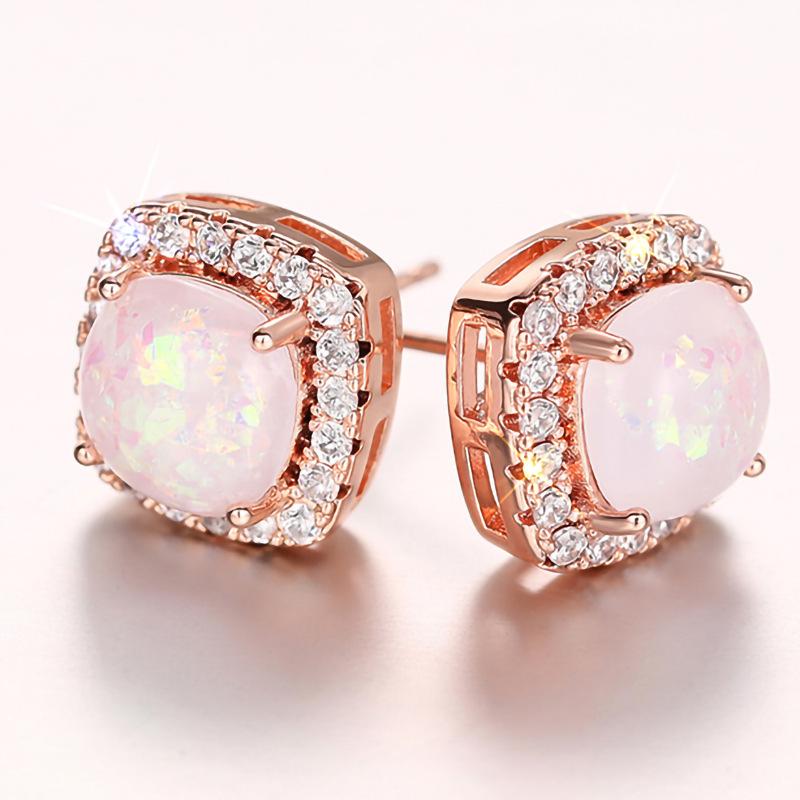 Geometric micro-inlaid earrings for women, fashionable and trendy, light luxury earrings, small fragrance style, party wear