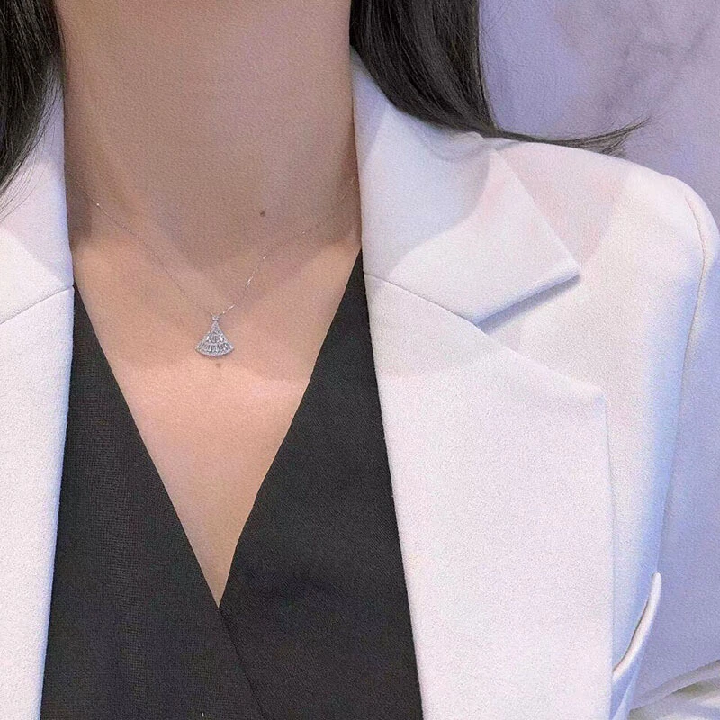 Hot-selling skirt fan-shaped necklace ladder square diamond small skirt light luxury style evening elegant fashion accessories