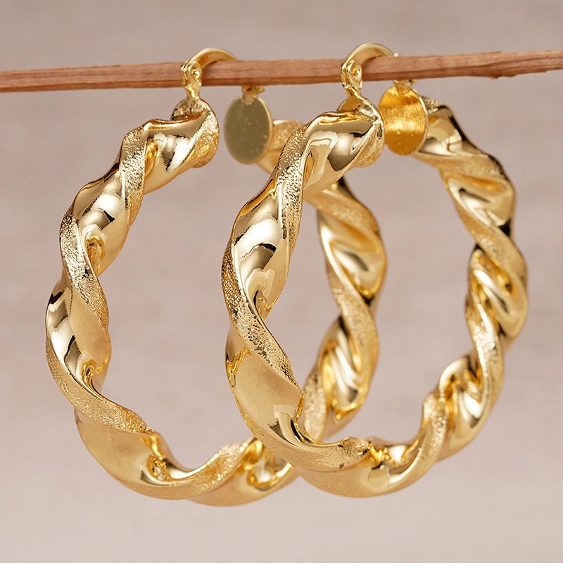 Wholesale new style earrings for women with water drop geometric ring design, atmospheric heavy industry Middle Eastern style