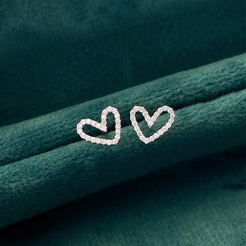  Korean hollow heart earrings hot sale micro inlaid sweet heart-shaped earrings Korean style simple peach heart female earrings