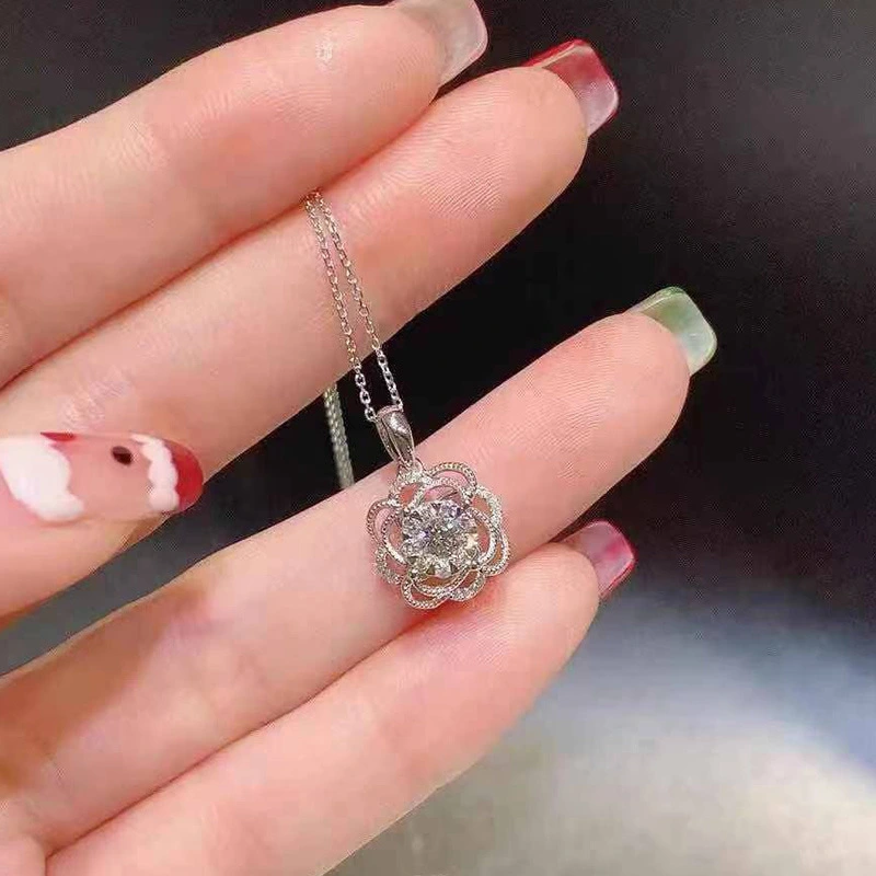 Japanese and Korean style simple flower versatile clavicle chain with diamonds for women small fresh pendant necklace factory direct sales