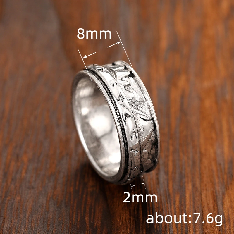  The index finger ring of the mountains is unique and majestic, with a retro mountain ring and the swallows flying south in a continuous action bracelet.