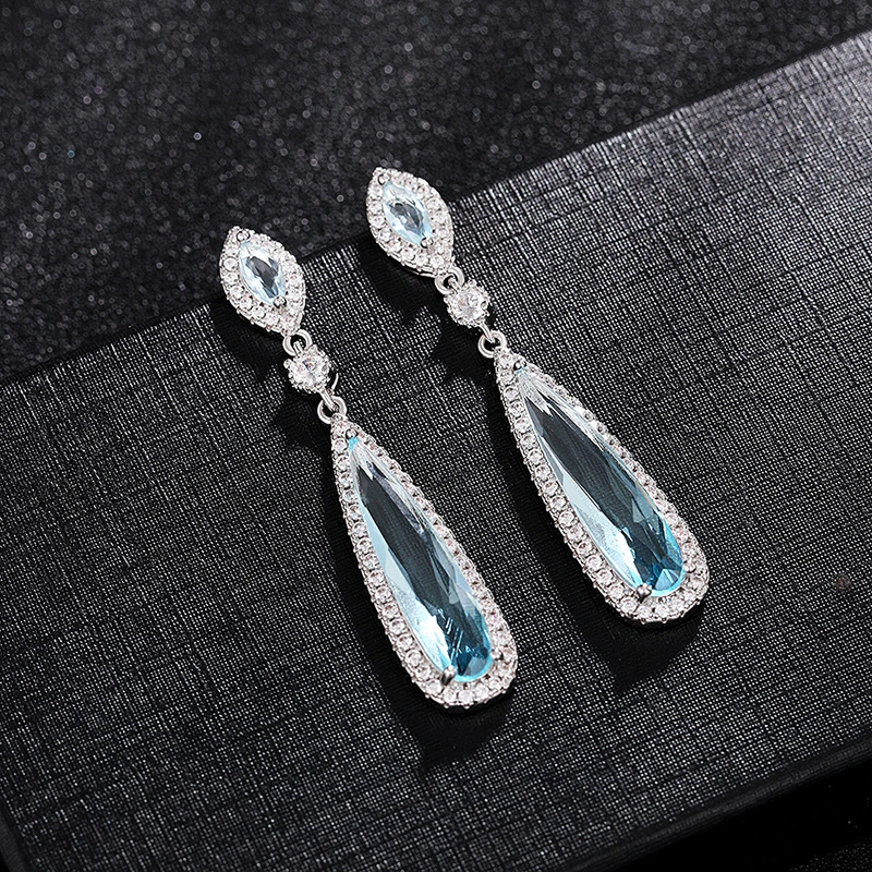 European and American fashion luxury earrings temperament water drop trend net red earrings long Korean slim earrings for women