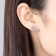  Korean exquisite snowflake earrings inlaid with zircon small fresh earrings Christmas festival New Year jewelry for women