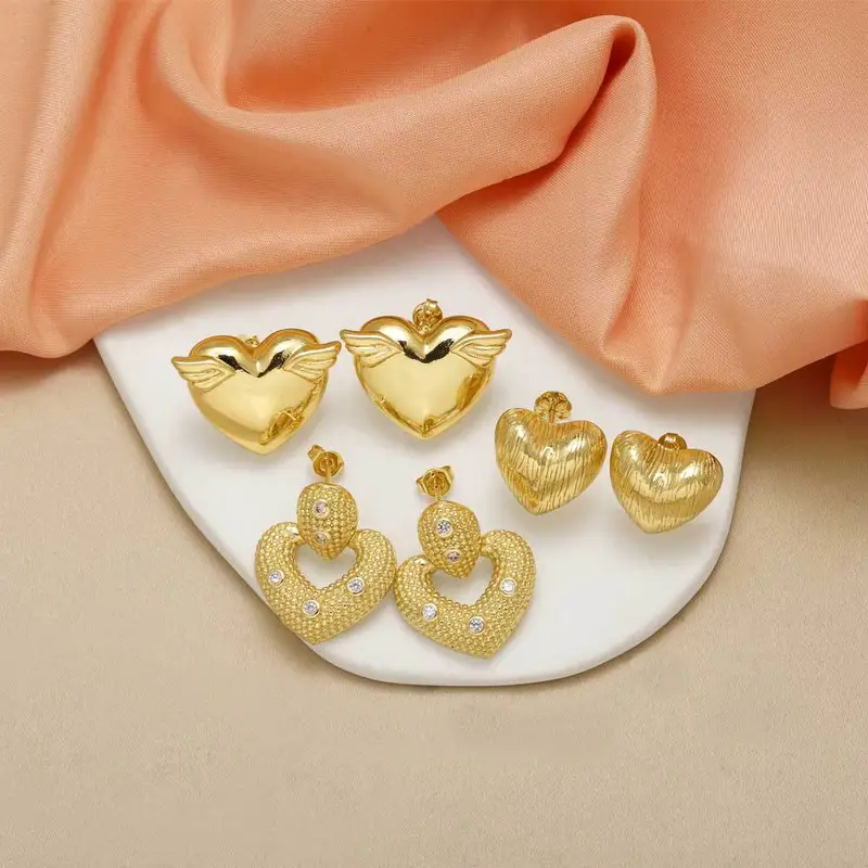 AS jewelry hot selling love smooth earrings female copper plated real gold heart shaped earrings earrings erz84