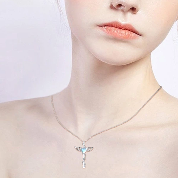  Glossy niche design necklace Internet celebrity style love wings design jewelry sweet and cool imitation moonstone style