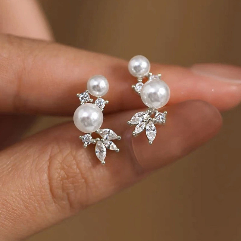 Korean style gentle horse eye earrings for ladies imitation pearls personality internet celebrity style jewelry factory direct sales hot style