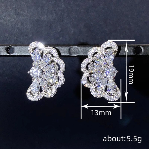 Petal gentle water drop flower earrings for women, elegant temperament, ladylike matching with delicate fragrance style