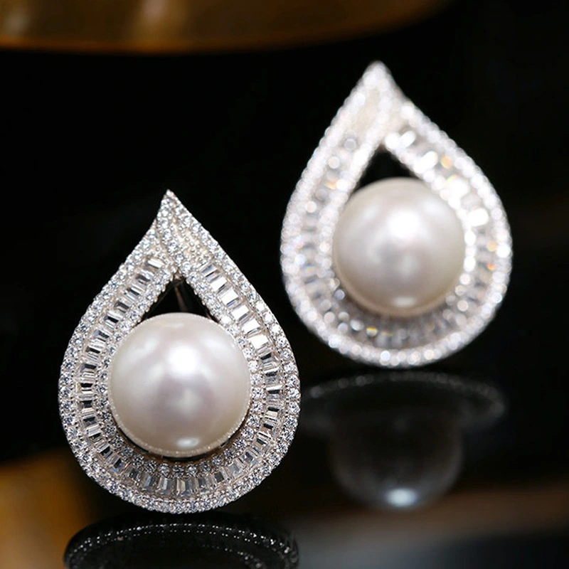 New temperament lady earrings imitation pearl water drop exquisite earrings princess elegant geometric jewelry