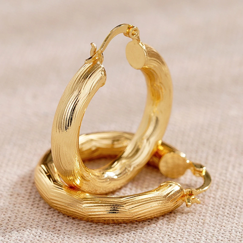 Hot selling metal earrings for women, palace style, Middle Eastern temperament accessories, high-end style