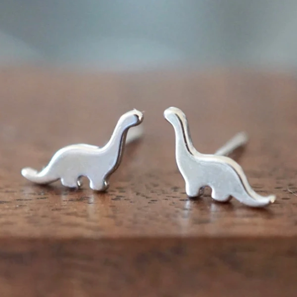 Fun dinosaur earrings for women, Japanese and Korean style, niche design, mini animal earrings, Yiwu jewelry wholesale