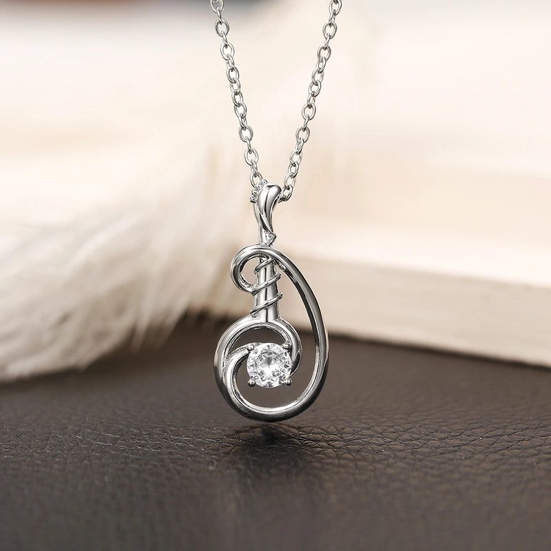 Korean version of the new creative zircon pendant necklace for women simple temperament small fresh clavicle necklace