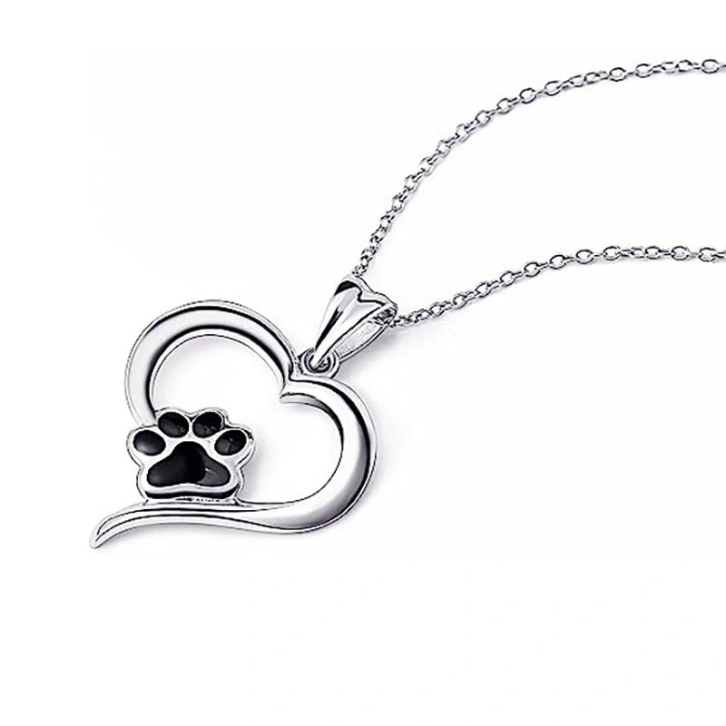  Hot selling in Europe and America, the heart-shaped cat claw necklace is cute and a must-have for sweet girls.