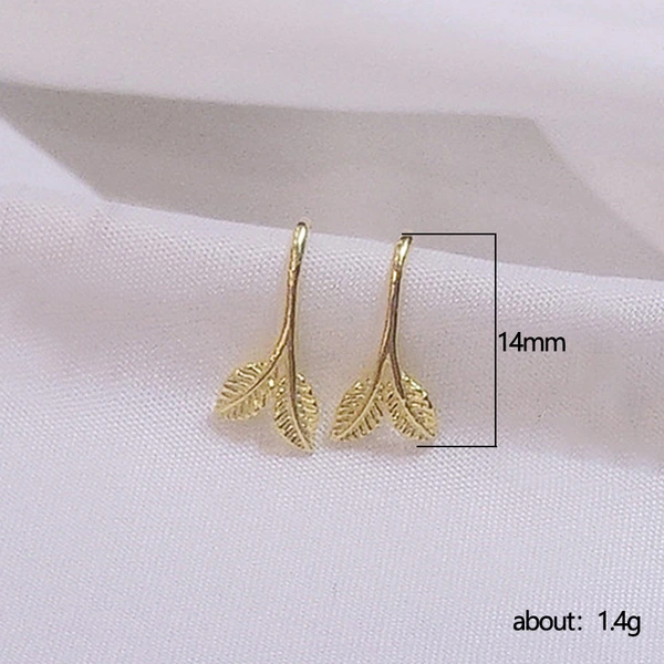  Forest style literary leaf earrings small fresh temperament sprouting young leaf ear hook Korean personality student ear clip