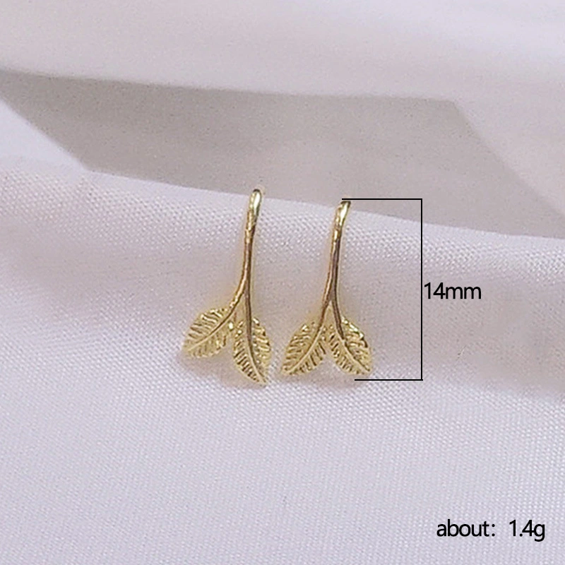  Forest style literary leaf earrings small fresh temperament sprouting young leaf ear hook Korean personality student ear clip