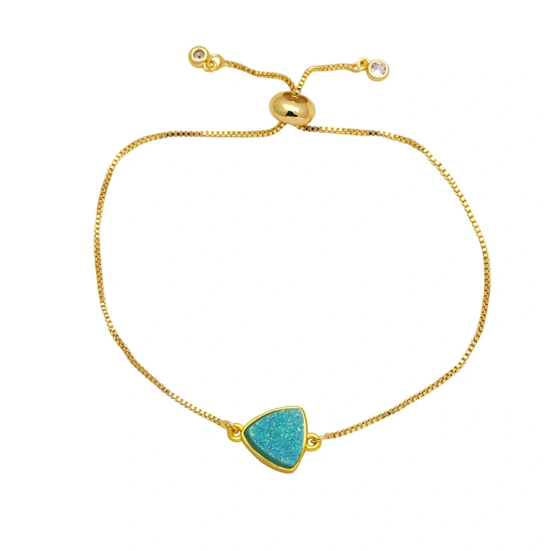 Hot selling triangle pendant bracelet female niche light luxury high-end gold-plated bracelet brc54