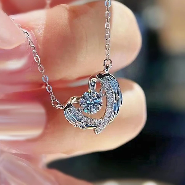  Light luxury guardian wing necklace niche design feather love necklace hollow wings heart-shaped necklace
